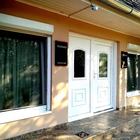 Room4u Apartament Balatonszárszó