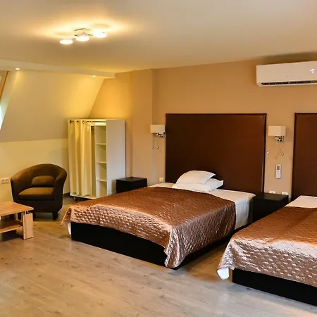 Room4u *