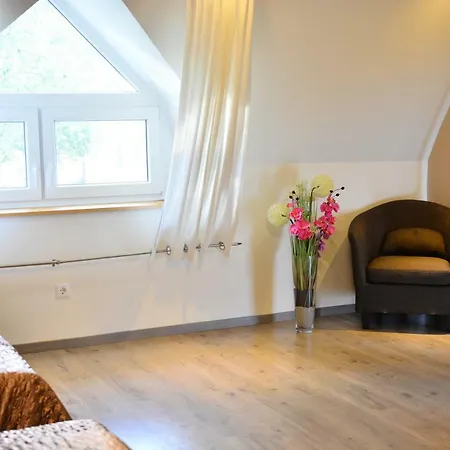 Room4u * Balatonszárszó